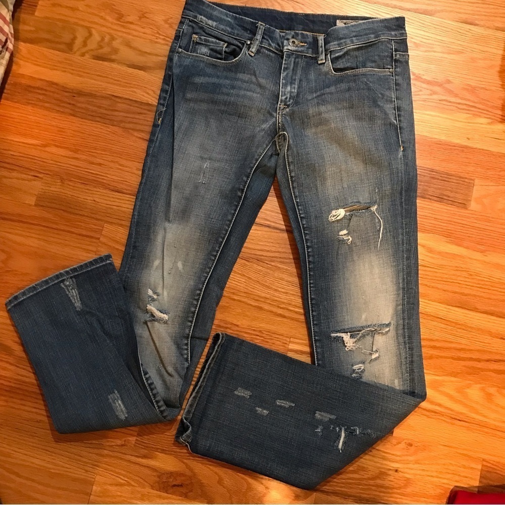 ▪️BLANK NYC Distressed Jeans